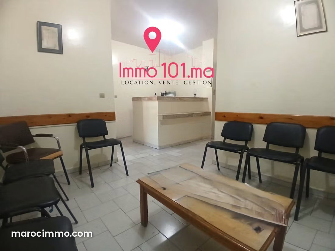 97 m² Office with Terrace and Garage in Hay Nahda, Rabat — Rabat