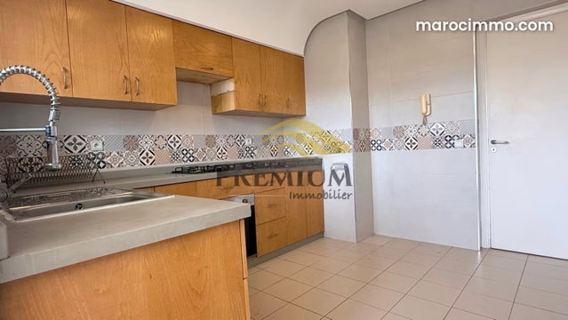 Appartement à louer à Hay Riad — 3