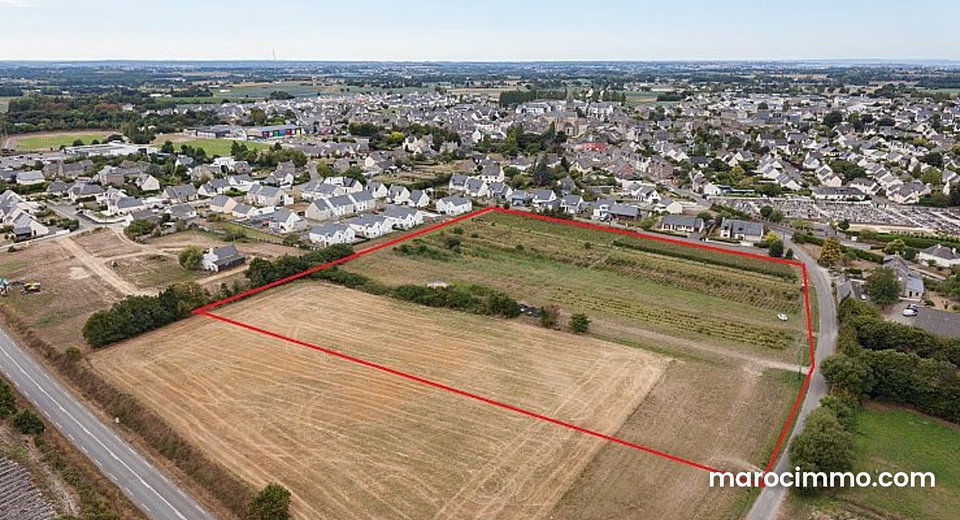 Vente terrain 26 000 m2 immeuble R4 à Mers Lkheir