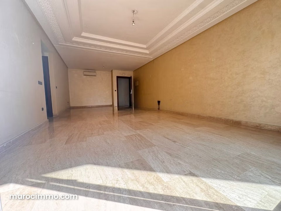Appartement vide à louer – Iberia – Tanger