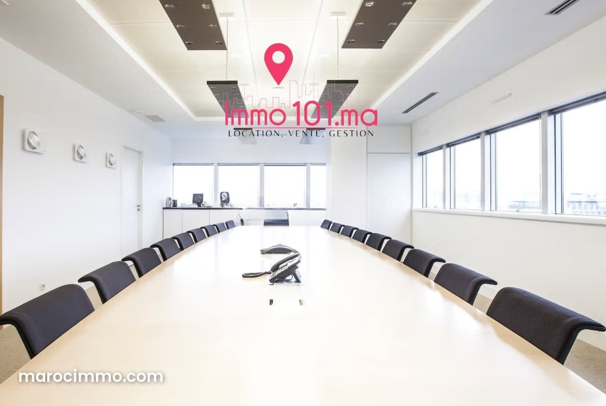 100 sqm office for lease, Souissi, Rabat, new business center — Rabat