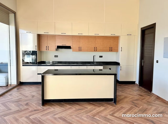 New Luxury Villa for Sale in Excellent Condition — 5