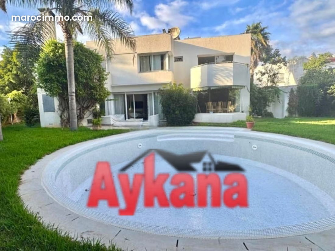 550 sqm villa on a 910 sqm plot in Riyad, Rabat — Rabat
