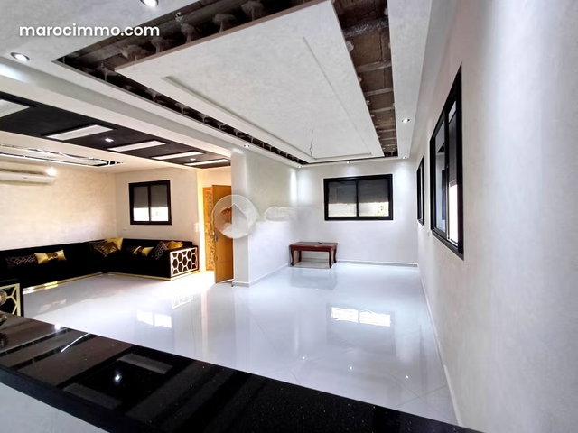 Villa à vendre 341 m², 6 chambres Toulal Meknès — 3