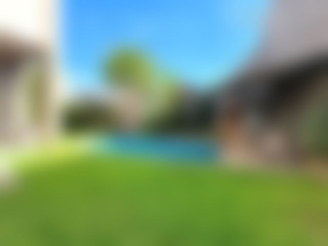 484 m² Villa with Swimming Pool for Sale, Central Bouskoura — Bouskoura