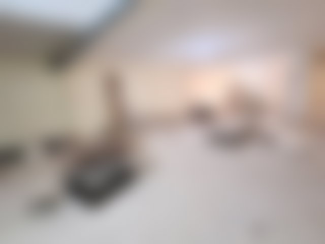محل تجاري بثلاثة مستويات في مركز بوسكورة — 2