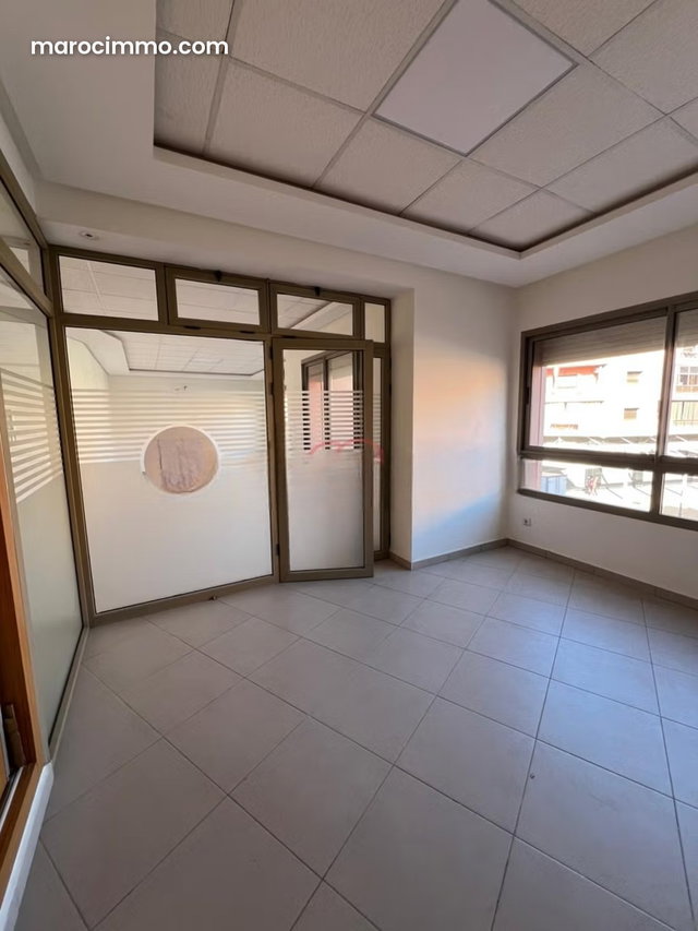 Location Bureau à route de safi — 3