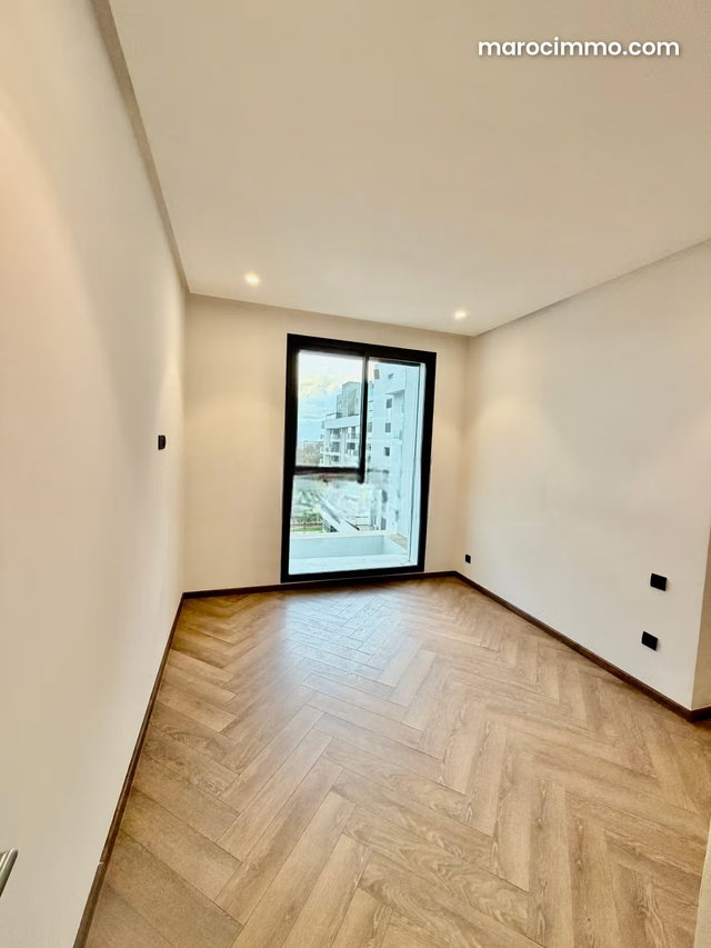 Appartement à louer à Casablanca Finance City. 2 chambres agréables. Double vitrage et porte blindée — 3