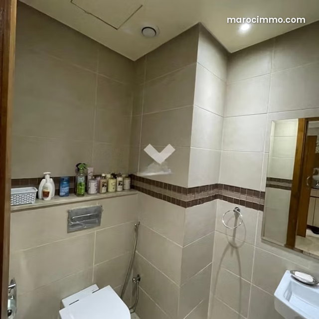 Appartement à Vendre de 131.0 m² à Casablanca, Oasis — 3