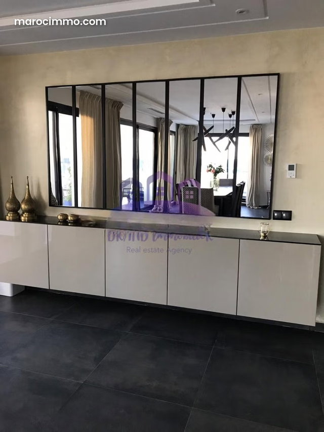 Magnifique Duplex à louer Centre ville — 4