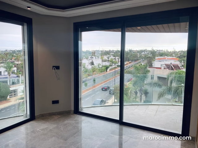 Superbe appartement de luxe à louer à Ain Diab — 2