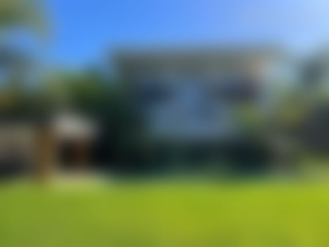 Contemporary villa on 1,760 sqm, swimming pool and landscaped garden, Ville Verte — Bouskoura