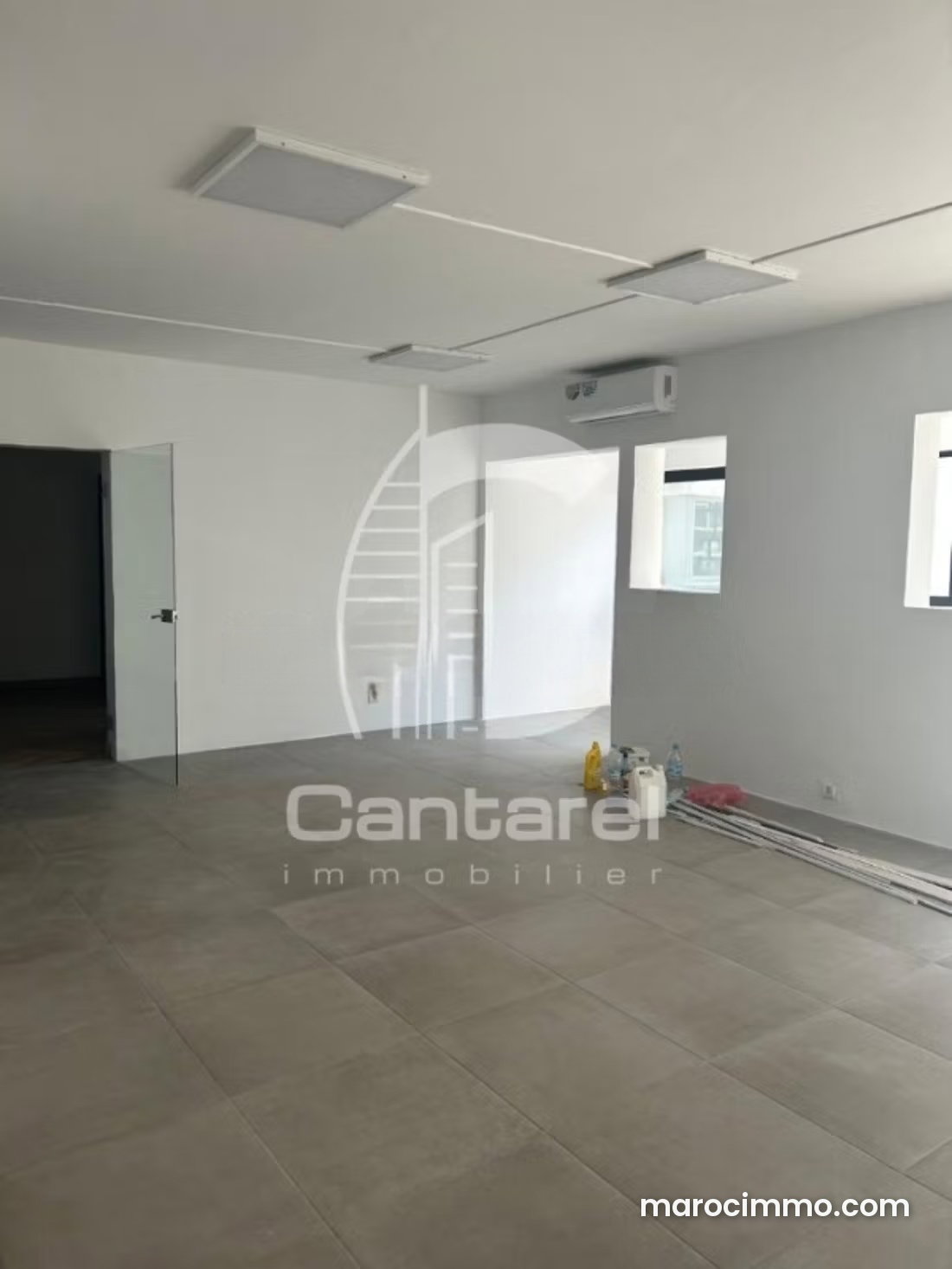 172 sqm Office with Terrace in Casablanca City Centre — Casablanca