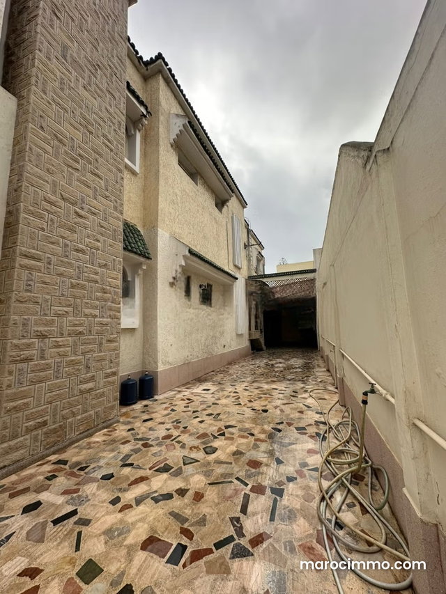 Commercial Villa – Gandhi Boulevard — 3