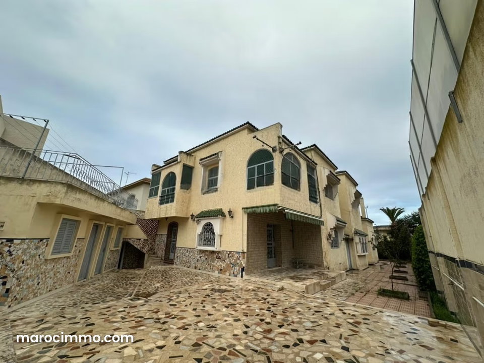 Commercial Villa – Gandhi Boulevard