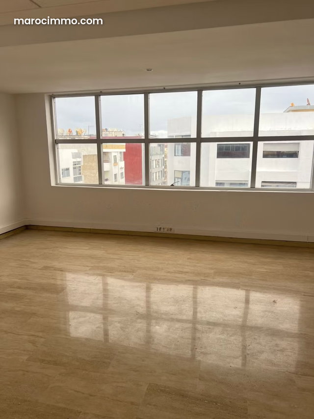 Bureau professionnel 68 m² à louer – Quartier Maarif Extension — 2