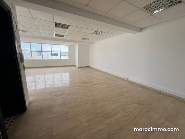 Bureau professionnel 68 m² à louer – Quartier Maarif Extension — 5