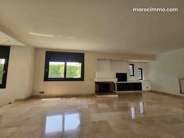 Villa commerciale 900 m² construits, CIL — 5