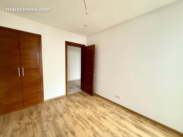 En Location Vide: Magnifique appartement de 2 ch avec vu Mer Sans Vis à vis à proximité de l’école Léon l’africain sur route d’Azemour à Casablanca — 5