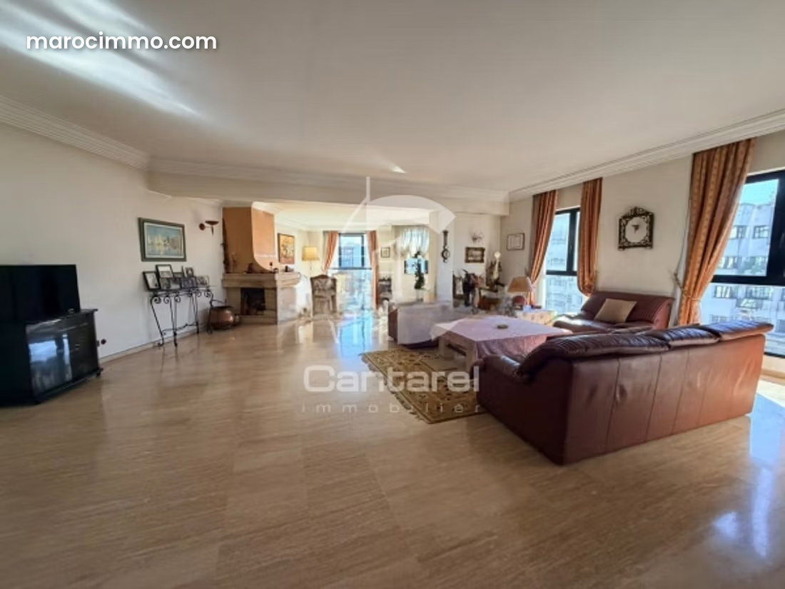 Appartement 340 m², 5 chambres, Triangle d'Or, Racine, Casablanca — Casablanca