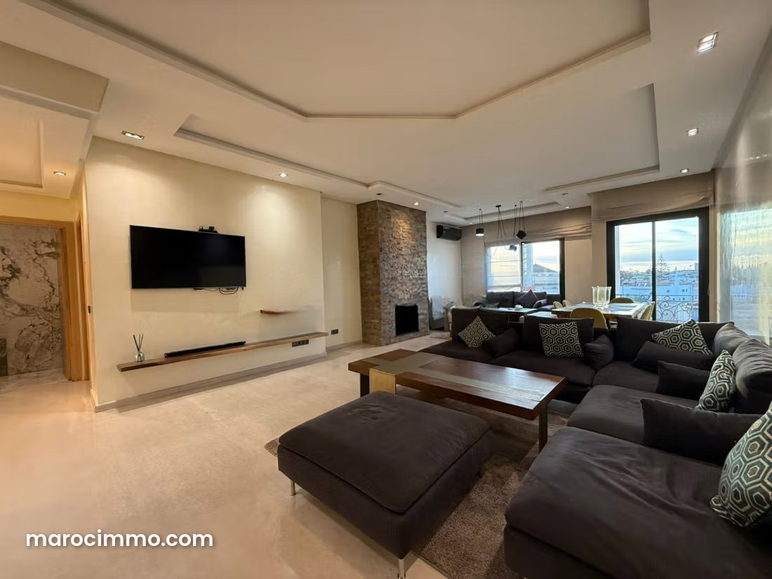 175 sqm Apartment, Golden Triangle, Casablanca for Sale — Casablanca