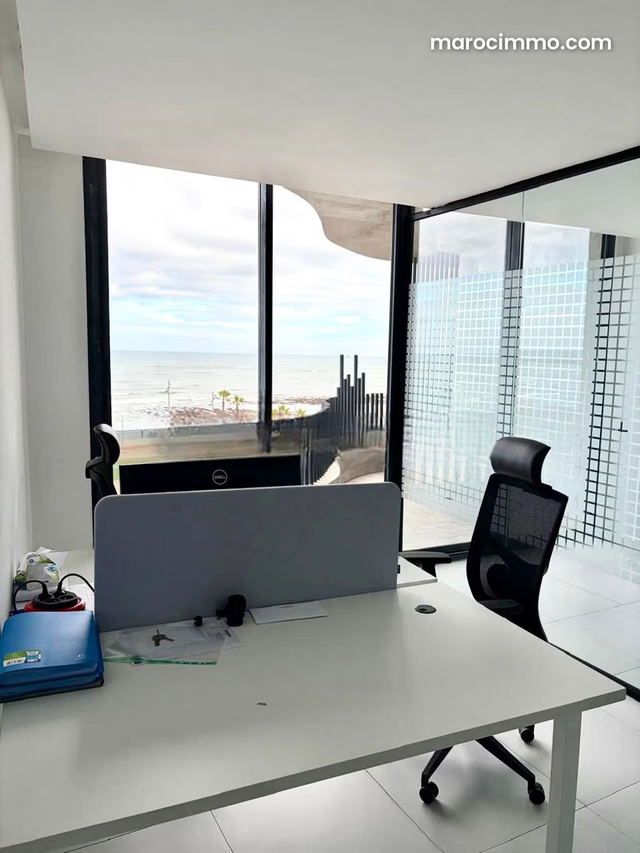 Magnifique bureau avec vue mer en location — Casablanca
