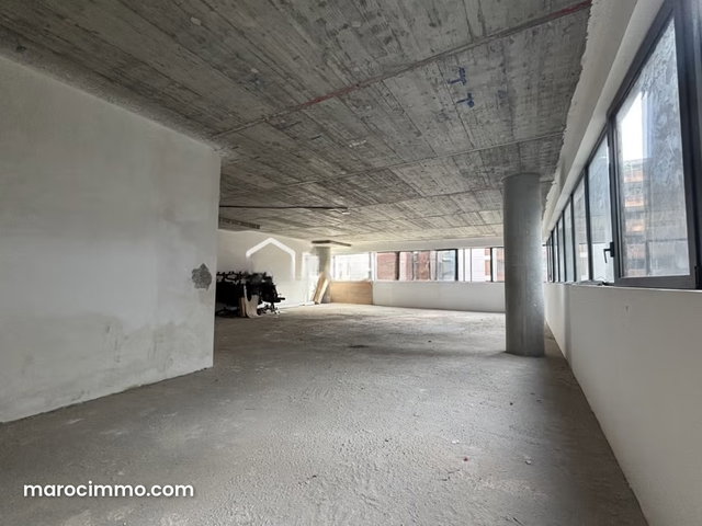 Bureau de 136 m² à Casablanca — 2