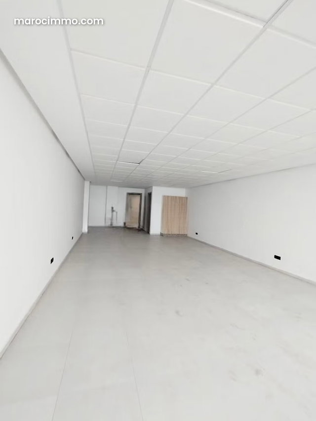Superbe bureau à louer — 4