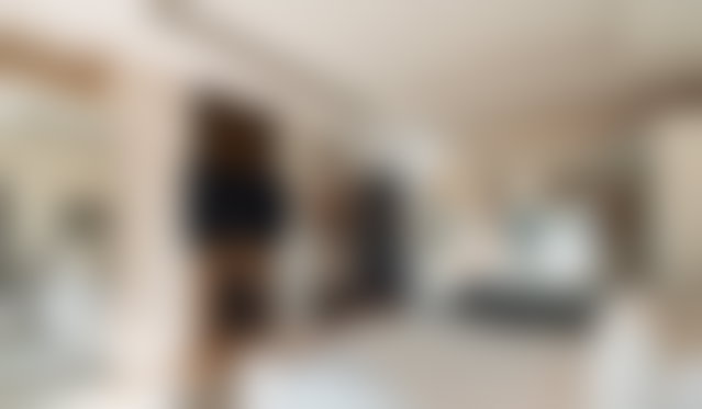 فيلا فاخرة بإطلالة مباشرة على البحر في كورنيش الجديدة — 4