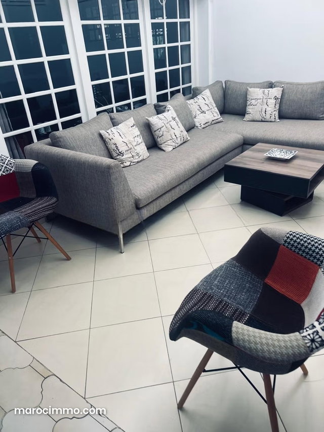 Souissi villa plain pied à vendre — 4