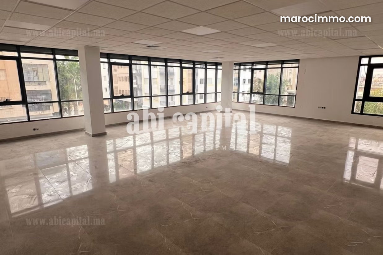 Bureau neuf 500 m², Riad Oulad Mtaa, Temara — Temara