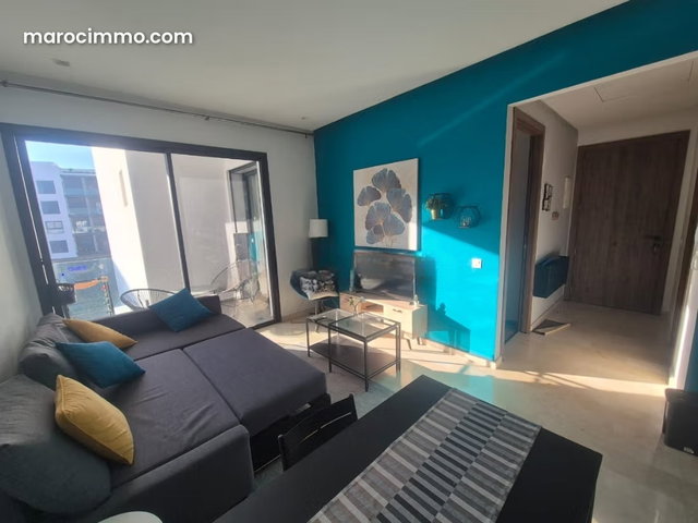 Studio meublé moderne à palmier — 2