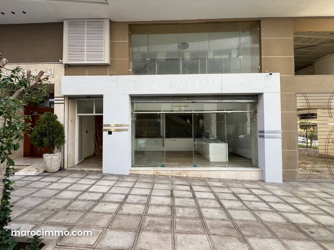 116 m² Commercial Premises on the Ground Floor in Castilla, Tangier — Tangier