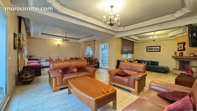 APPARTEMENT spacieux avec TERRASSE à vendre 2 MARS — 2