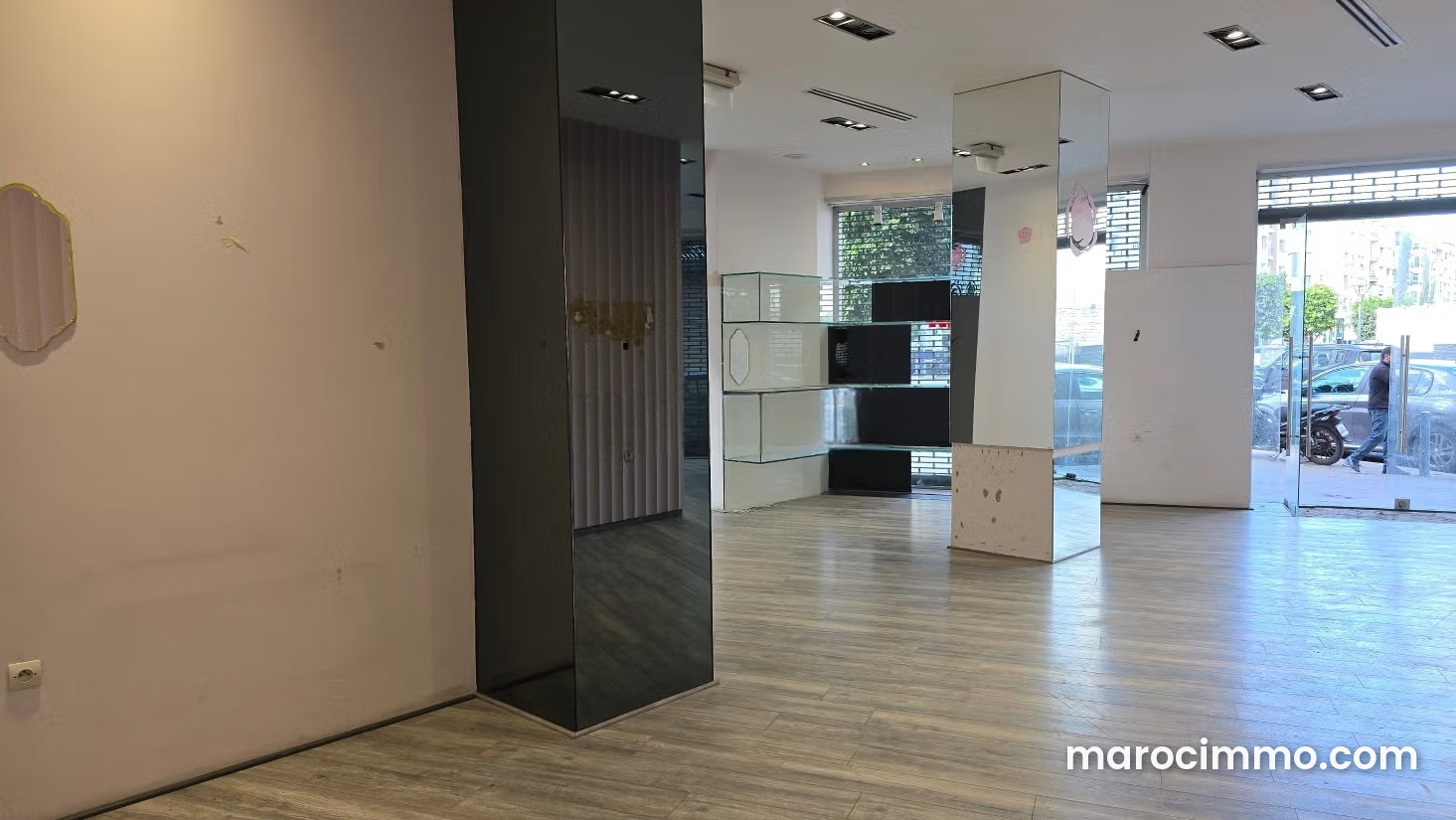 111 sqm Retail Space, Golden Triangle, Casablanca — Casablanca