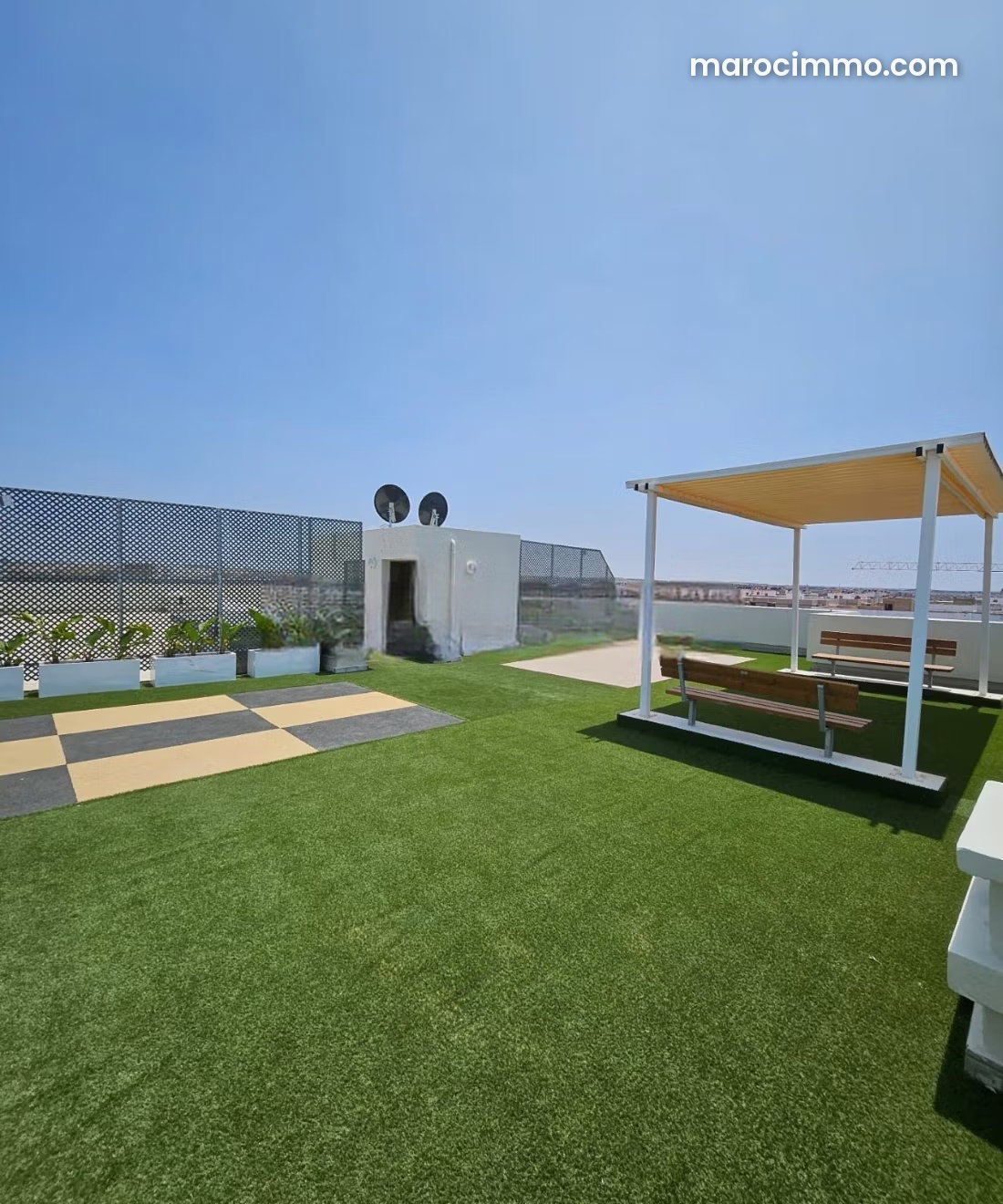 Furnished studio with terrace for rent in Errahma, Casablanca — Casablanca