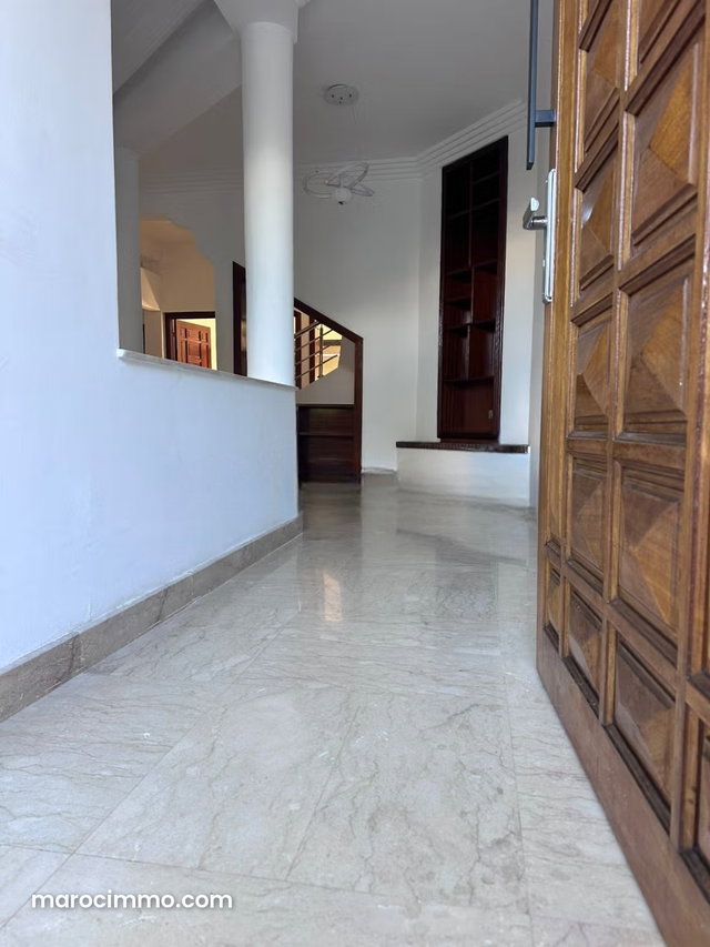 Hay Riad Villa spacieuse à louer — 2