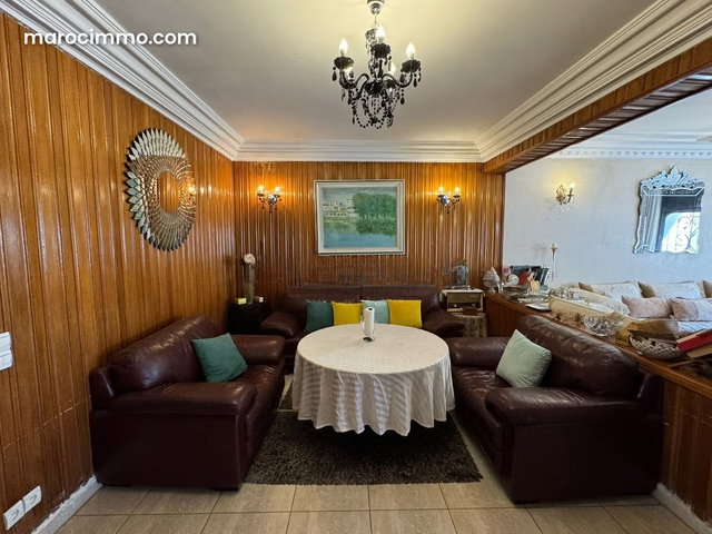 Duplex à vendre – 2 Mars — 4