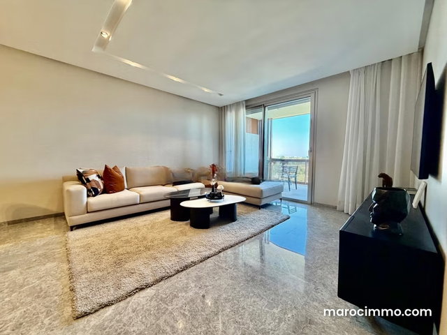 Appartement moderne meublé sans vis a vis avec terrasse au CFC — 3