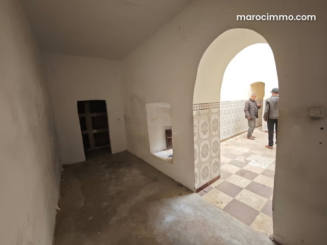 Riad titré à rénover 92 M2 sol Médersa — 5