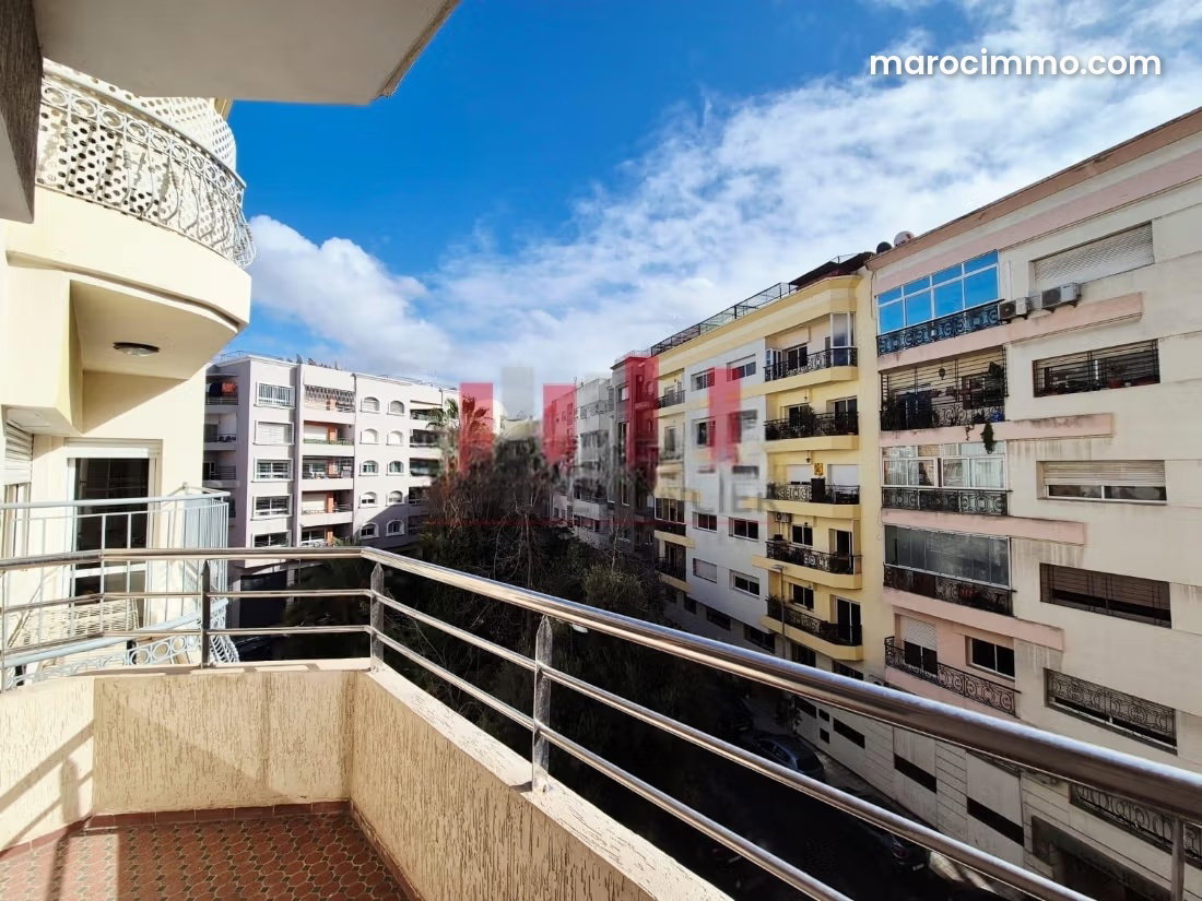5-Room Apartment with Terrace in Val Fleuri, Casablanca — Casablanca