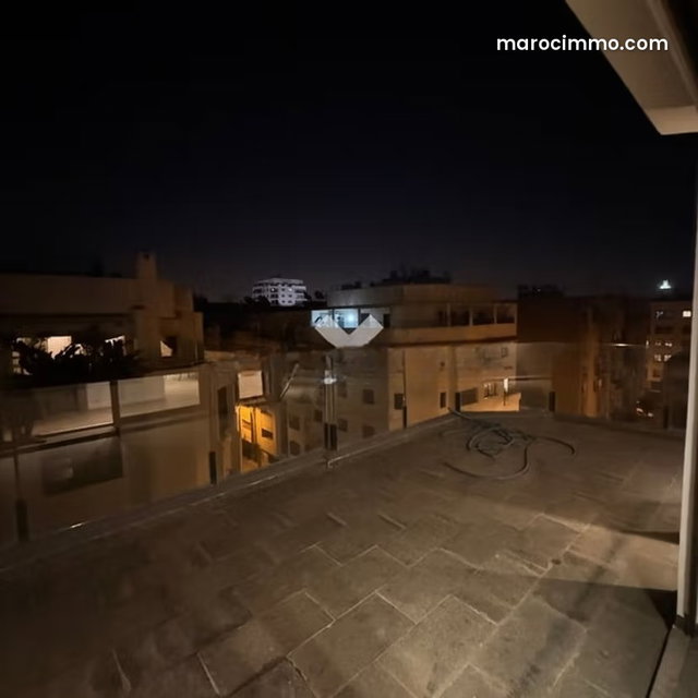 Appartement à Vendre de 105.0 m² à Casablanca, Hopitaux — 2