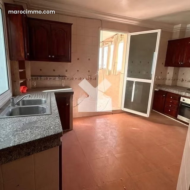 Appartement à Vendre de 176.0 m² à Casablanca, Palmier Maarif — 2
