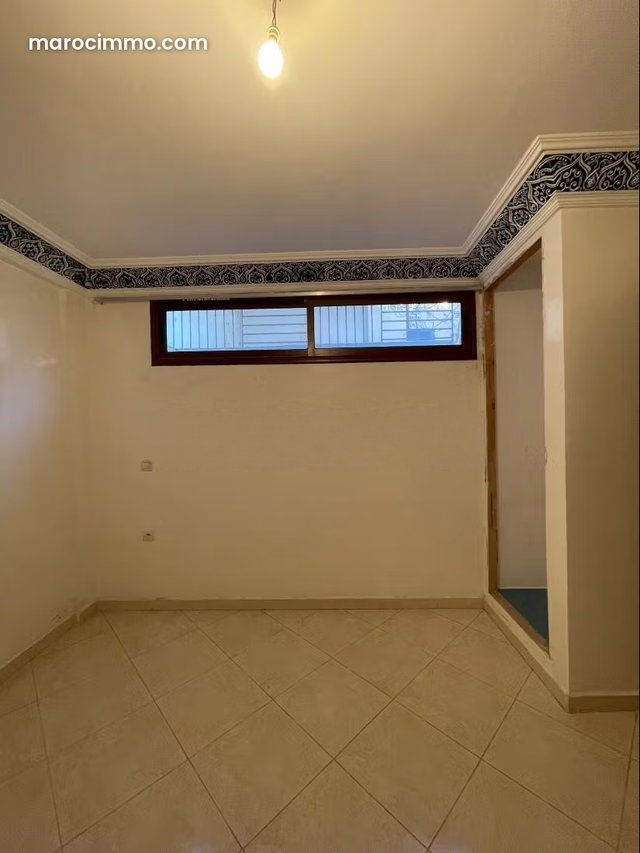 À ne pas manquer: Sous sol spacieux avec 2 SDB et terrasse — 5