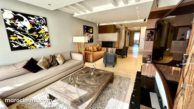 Très bel appartement en location à Oasis. 1 Pièce. Meublé — 3