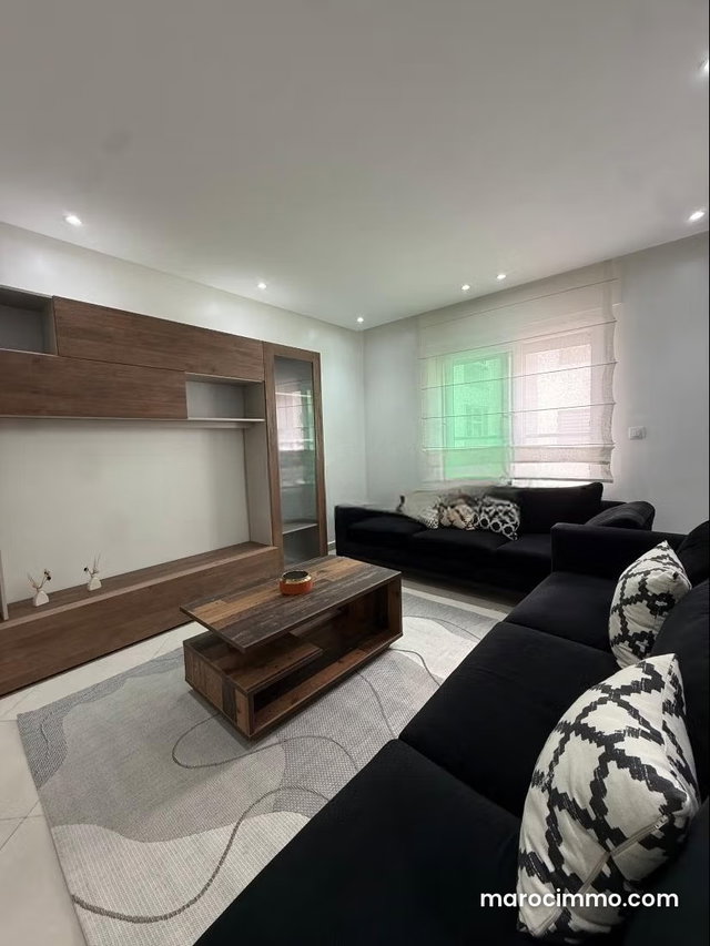 Appartement en location a 100m de la plage 2 chambres salon parking — 5