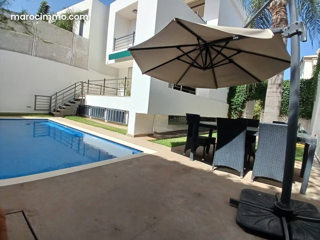Villa de 480m² EN LOCATION à Hay Riad RABAT — 2