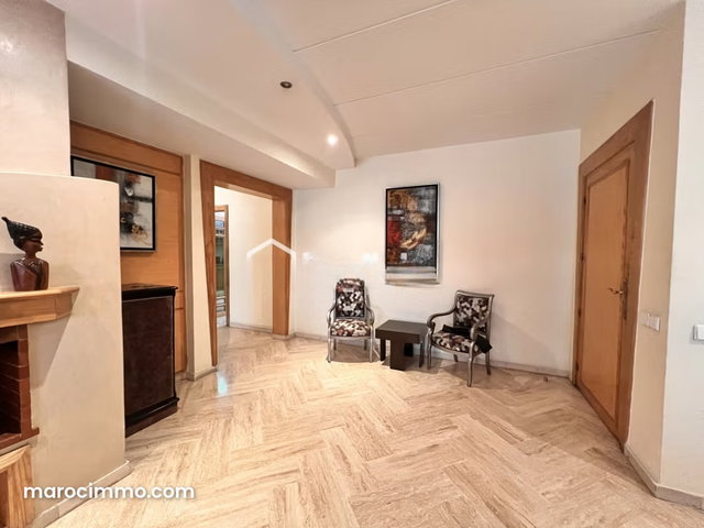 165 sqm Apartment in Casablanca — 4