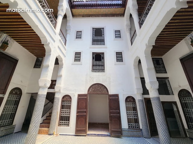 À VENDRE Riad exceptionnel au cœur de la Medina — 3