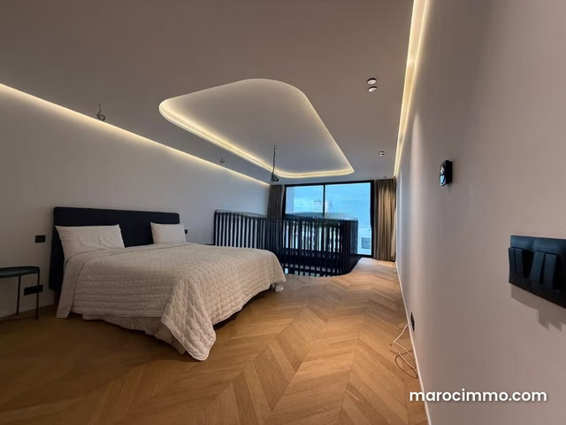 Studio Loft Moderne A louer – 98 m² – Palmiers — 5